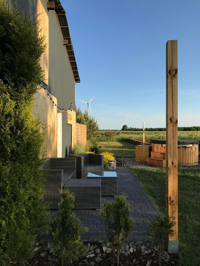 Stodola Apartamento Postomino Exterior foto