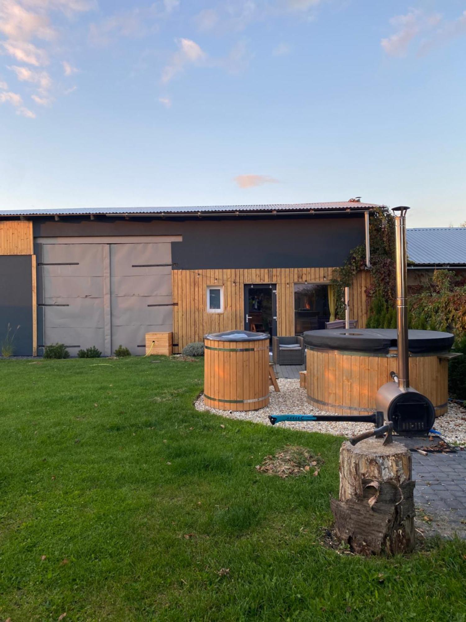 Stodola Apartamento Postomino Exterior foto
